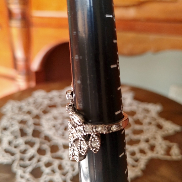 Ring - Picture 5 of 5